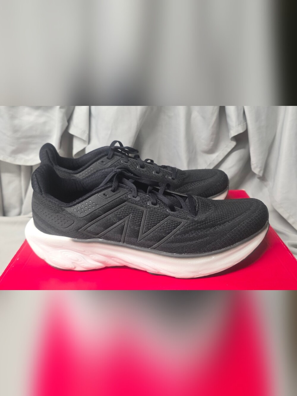New Balance Fresh Foam X Running Shoes M1080K13 Black White Men Size 13 NWB - Picture 3 of 7